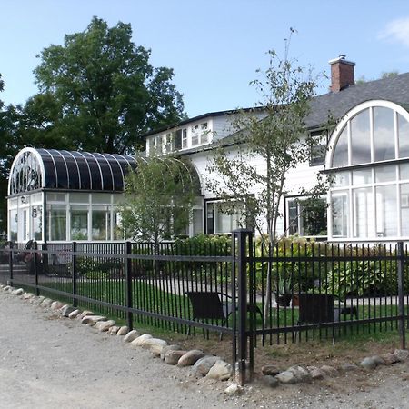 Alliston Stevenson Farms-Harvest Spa B & B المظهر الخارجي الصورة